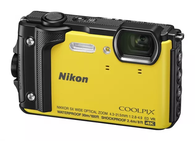 Nikon COOLPIX W300 gelb, Holiday-Kit mit wasserdichtem Rucksack